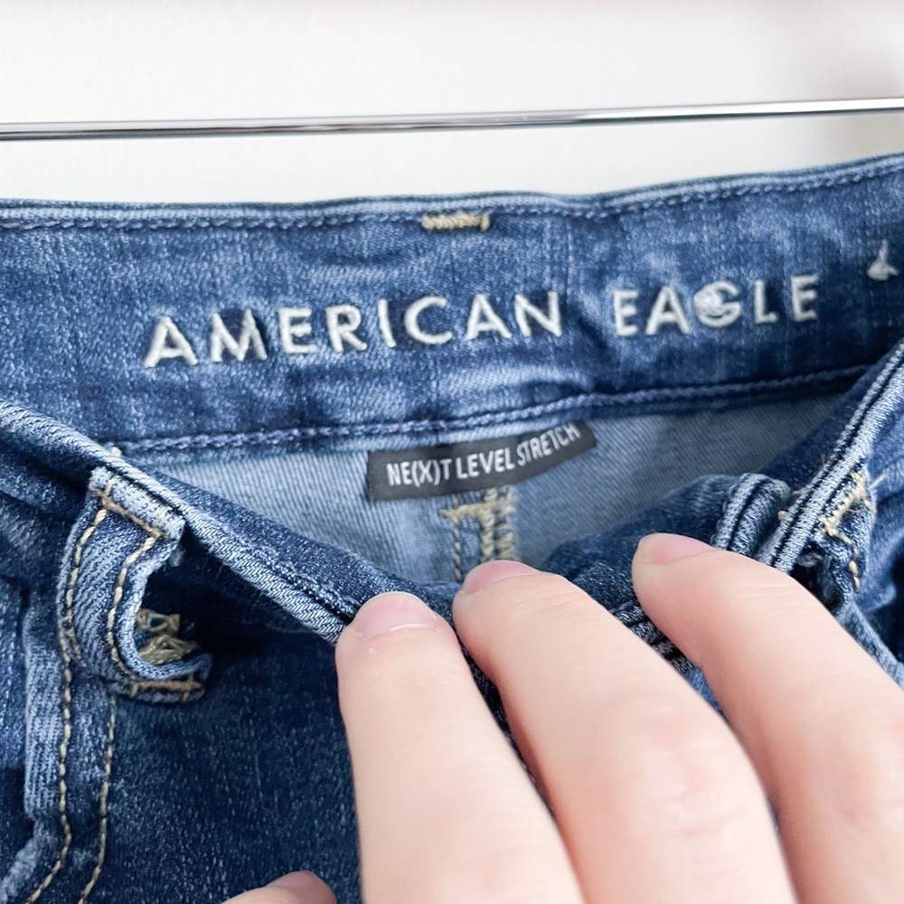 American Eagle Curvy Super Hi-Rise Jegging Jeans | distressed, dark wash denim - Picture 4 of 7